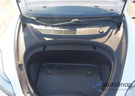 2020 Tesla Model 3 Performance Dual Motor All-Wheel Drive z USA, uszkodzony, nr VIN 5YJ3E1ECXLF601770